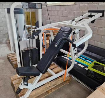 LIFE FITNESS PRO 1 TOESTELLEN 7 STUKS beschikbaar voor biedingen