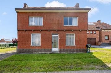 WONING MET 3 SLAAPKAMERS OP 12A TE LINKHOUT (LUMMEN)!