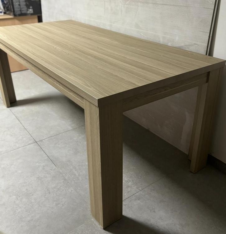 Eetkamertafel, Huis en Inrichting, Tafels | Bijzettafels, Gebruikt, Rechthoekig, 60 cm of meer, 75 cm of meer, Overige materialen