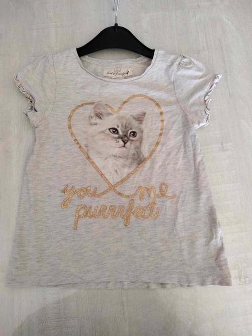T shirt kat h & m maat 122 - 128, Kinderen en Baby's, Kinderkleding | Maat 128, Zo goed als nieuw, Meisje, Shirt of Longsleeve