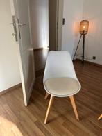 Scandinavische eetkamerstoel – wit – houten poten, Huis en Inrichting, Stoelen, Ophalen, Leer, Scandinavisch / Modern, Wit