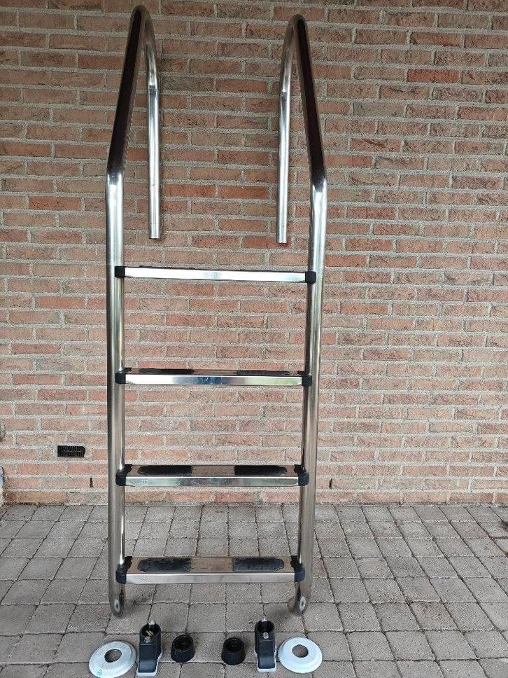 Inox zwembadtrap 4 treden, Tuin en Terras, Zwembad-toebehoren, Zo goed als nieuw, Ophalen
