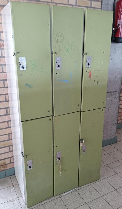 Oude zwembadlockers. Moeten voor eind augustus weg., Huis en Inrichting, Kasten | Lockerkasten, Gebruikt, Ophalen