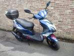 agv a klasse blauw, Fietsen en Brommers, Ophalen, Klasse A (25 km/u), 49 cc, Zo goed als nieuw