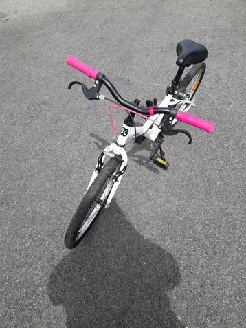 Meisjesfiets  beschikbaar voor biedingen