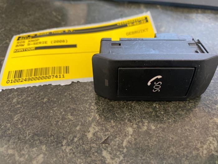 SOS knop van een BMW 5-Serie, Auto-onderdelen, Interieur en Bekleding, BMW, Gebruikt, 3 maanden garantie, Ophalen of Verzenden