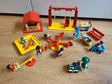 Playmobil vintage speeltuin beschikbaar voor biedingen