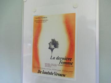 Affiche du film LA DERNIERE FEMME