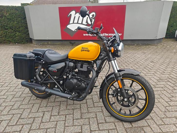 Royal Enfield Meteor 350 '23 2700km, Motoren, Motoren | Royal Enfield, Bedrijf, Naked bike, 12 t/m 35 kW, Minimaal motorrijbewijs A2