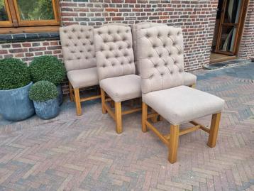 Landelijke eiken stoelen  beschikbaar voor biedingen