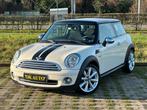 Mini Cooper Black&White Garantie - 12 maand (en), Auto's, Voorwielaandrijving, 4 zetels, Zwart, 4 cilinders