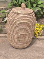 Panier a linge en osier fait main, Ophalen, Zo goed als nieuw, Riet