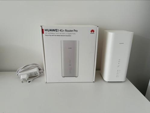 HUAWEI 4G+ Router Pro model B818-263, Computers en Software, Routers en Modems, Zo goed als nieuw, Router, Ophalen