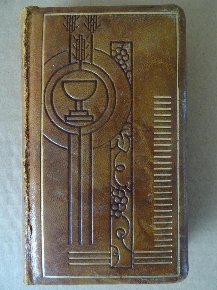 Antiek verguld Missel de Bernadette No 225 Haast ongelezen, Antiek en Kunst, Antiek | Boeken en Manuscripten, Ophalen of Verzenden