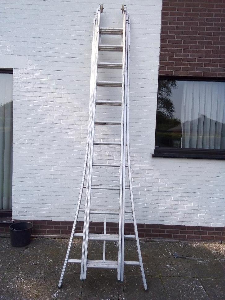 Alu 3-delige ladder 3x12, Doe-het-zelf en Bouw, Ladders en Trappen, Gebruikt, Ladder, 4 meter of meer, Opvouwbaar of Inschuifbaar