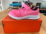 Nike roses p.33, Comme neuf, Fille, Chaussures de sport, Nike