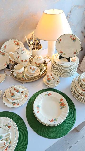 SERVIES MAASTRICHT, Enlèvement, Utilisé, Céramique, Service complet