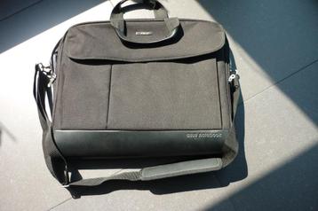 laptoptas Targus Asus 17inch in perfecte staat beschikbaar voor biedingen