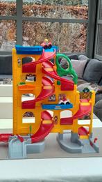 Autobaan fisher Price met 2 auto"s, Kinderen en Baby's, Speelgoed | Racebanen, Ophalen of Verzenden