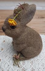 Gepimpte flock haas / konijn, eitje & bloemen, PASEN, Ophalen of Verzenden, Gebruikt