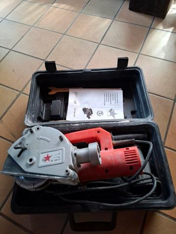 Rainureuse double disques beschikbaar voor biedingen