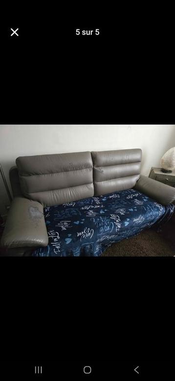 3 + 2 zitplaatsen canape beschikbaar voor biedingen