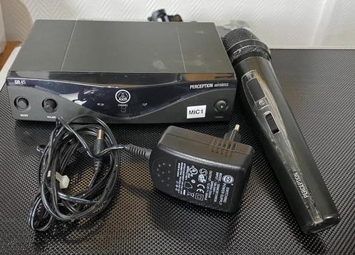 AKG SR45 ontvanger en HT45 microfoon, Muziek en Instrumenten, Microfoons, Gebruikt, Zangmicrofoon, Draadloos, Ophalen