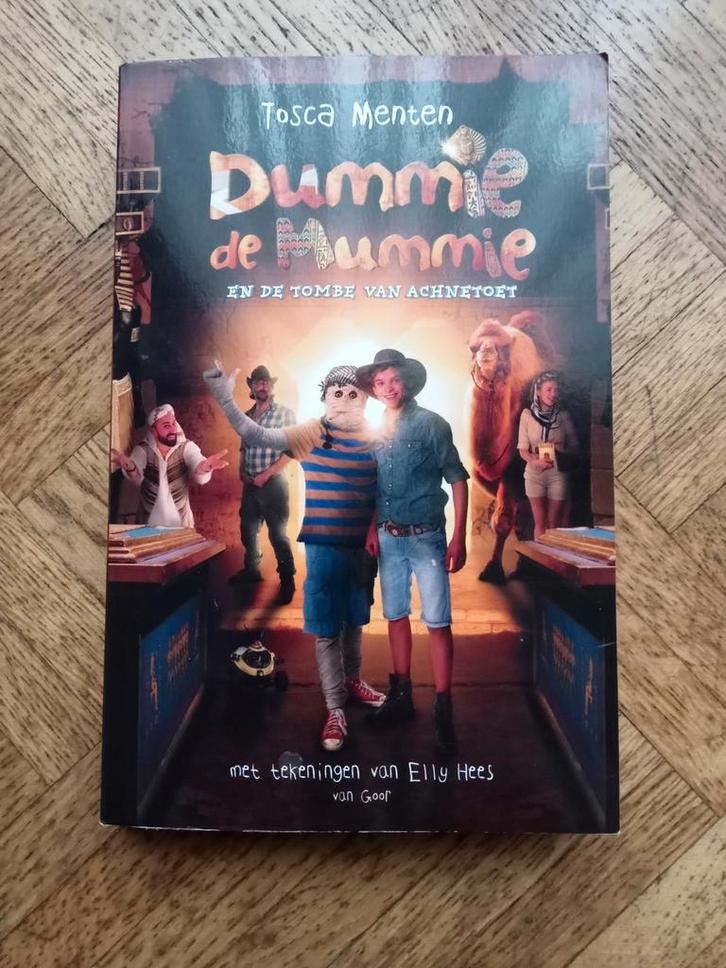 Tosca Menten: Dummie de mummie en de tombe van Achnetoet, Boeken, Kinderboeken | Jeugd | onder 10 jaar, Gelezen, Ophalen of Verzenden
