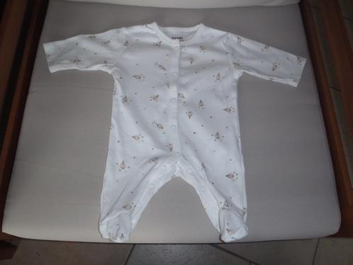 pyjama blanc taille 50 Kiabi, Enfants & Bébés, Vêtements de bébé | Taille 50, Comme neuf, Garçon ou Fille, Autres types, Enlèvement ou Envoi