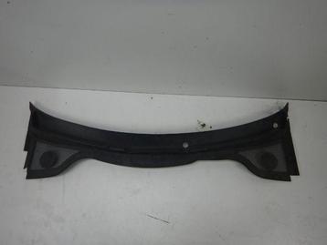 Audi Q3 8U Parafaan Afdekkingsplaat 8U1819403 beschikbaar voor biedingen