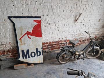 Plaque émaillée 144cm Mobil Mobiloil Mobilgas  beschikbaar voor biedingen