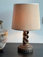 Vintage wooden table lamp, Huis en Inrichting, Lampen | Tafellampen, Minder dan 50 cm, Vintage rustiek, Ophalen of Verzenden, Zo goed als nieuw