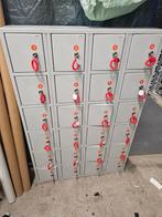 24x deurs lockers met 24x 1€ muntslot. + reservesleutels, Comme neuf, Enlèvement ou Envoi