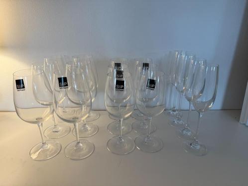 Lot de verres à vin & flûtes à champagne –Salt & Pepper, Verzamelen, Glas en Drinkglazen, Zo goed als nieuw, Overige typen, Ophalen