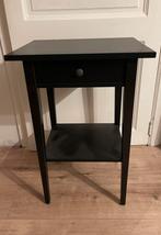 2 nachttafels van IKEA serie Hemnes, Ophalen, Zo goed als nieuw