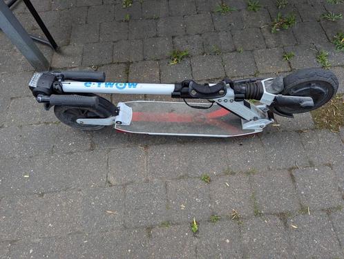 Elektrische Step "E-TWOW Booster V", Fietsen en Brommers, Steps, Zo goed als nieuw, Elektrische step (E-scooter), Ophalen