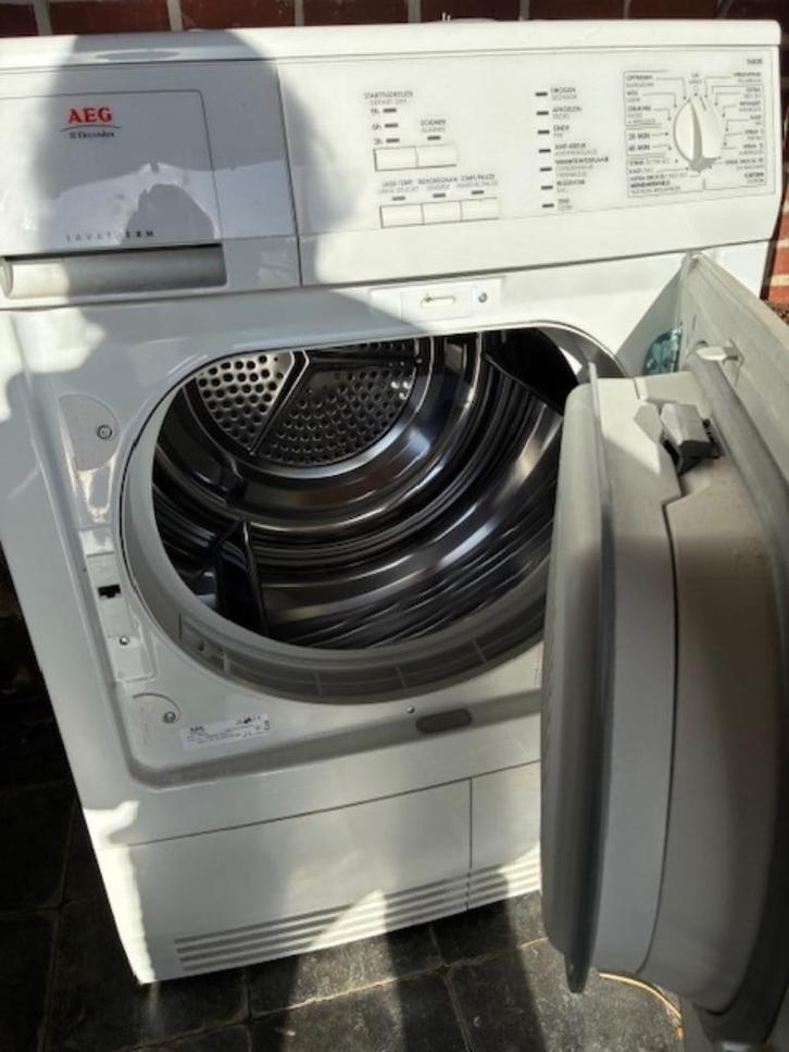 SECHE LINGE AEG Electrolux, Elektronische apparatuur, Droogkasten, Gebruikt, Condens, 6 tot 8 kg, Minder dan 85 cm, Anti-kreukfase