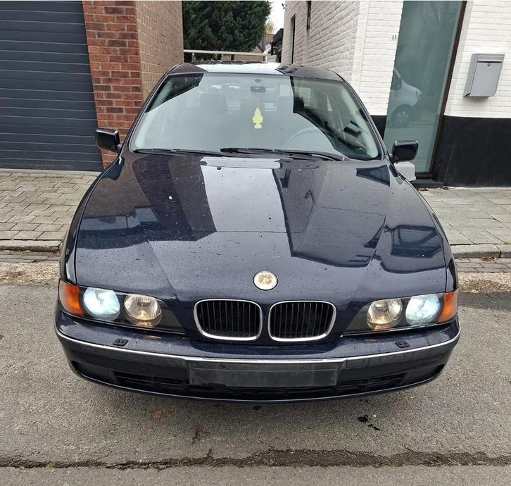 Bmw e39 525tds, Auto's, BMW, Particulier, Trekhaak, Ophalen