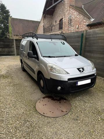 Peugeot Partner 1.6 2011 66kw 3 zetels (XL lange versie) beschikbaar voor biedingen