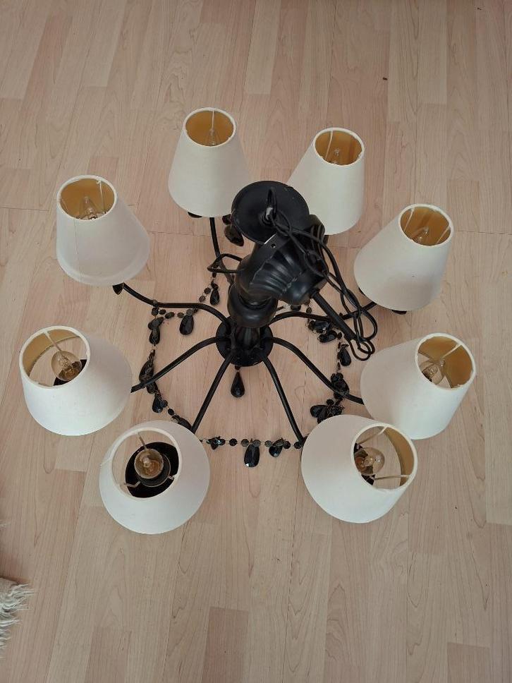 Kroonluchter met 8 lampen en lampenkap, Huis en Inrichting, Lampen | Lampenkappen, Zo goed als nieuw, 25 tot 50 cm, Rond, Ophalen