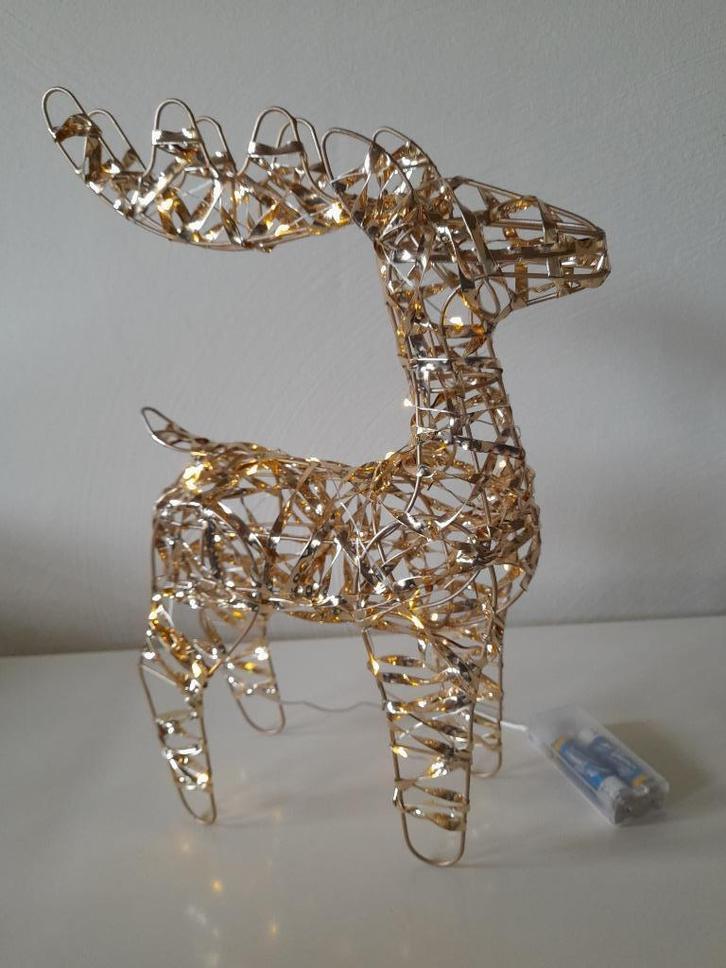 Kerst - Gouden rendier met lichtjes, Diversen, Kerst, Nieuw, Ophalen of Verzenden