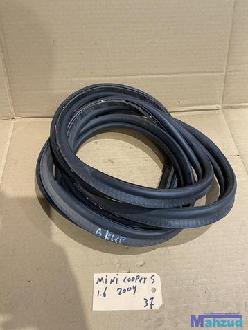 MINI COOPER S ONE Achterklep rubber 2001-2006, Gebruikt, Mini