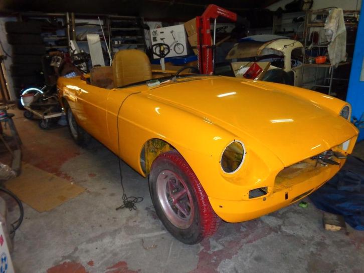 MGB bj 1973 met gold seal motor+ OD ( gereed einde jaar), Auto's, MG, Particulier, B, Benzine, Euro 1, Cabriolet, 2 deurs, Handgeschakeld