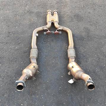 Mercedes Benz S63 S500 W222 downpipe katalysator uitlaat beschikbaar voor biedingen