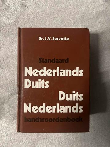 Standaard woordenboek Nederlands/Duits, Duits/Nederlands beschikbaar voor biedingen