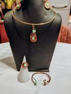 Parure NEUVE FAIT MAIN, Enlèvement