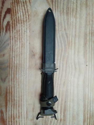 Vends poignard impérial M7S beschikbaar voor biedingen