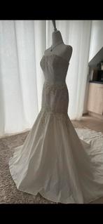 Robe de mariée  neuve avec etiquette (ancien prix 2200eur), Nieuw, TAZRETTA, Trouwjurk, Overige kleuren