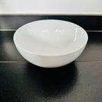 2 Witte porceleinen bowls Habitat, Huis en Inrichting, Keuken | Servies, Ophalen, Zo goed als nieuw, Kom(men), Effen
