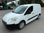 Peugeot partner 1.6hdi lichte vracht, Auto's, Bestelwagens en Lichte vracht, Euro 5, Stof, Used 1. Bestelwagens met ervaring.